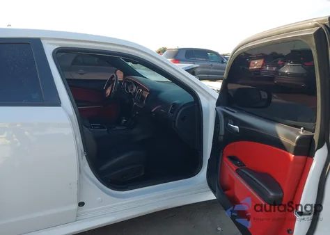 2018 Dodge Charger R/T Scat Pack Rwd z USA, uszkodzony, nr VIN 2C3CDXGJ0JH193258